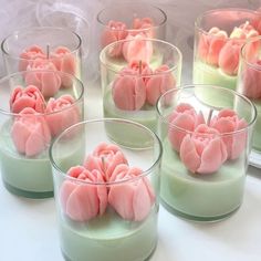 Handcrafted tulip design inside Jar