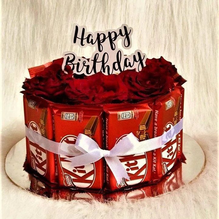 Mesmerizing Red Chocolate and Red Rose Gift Hamper 🍫🎁