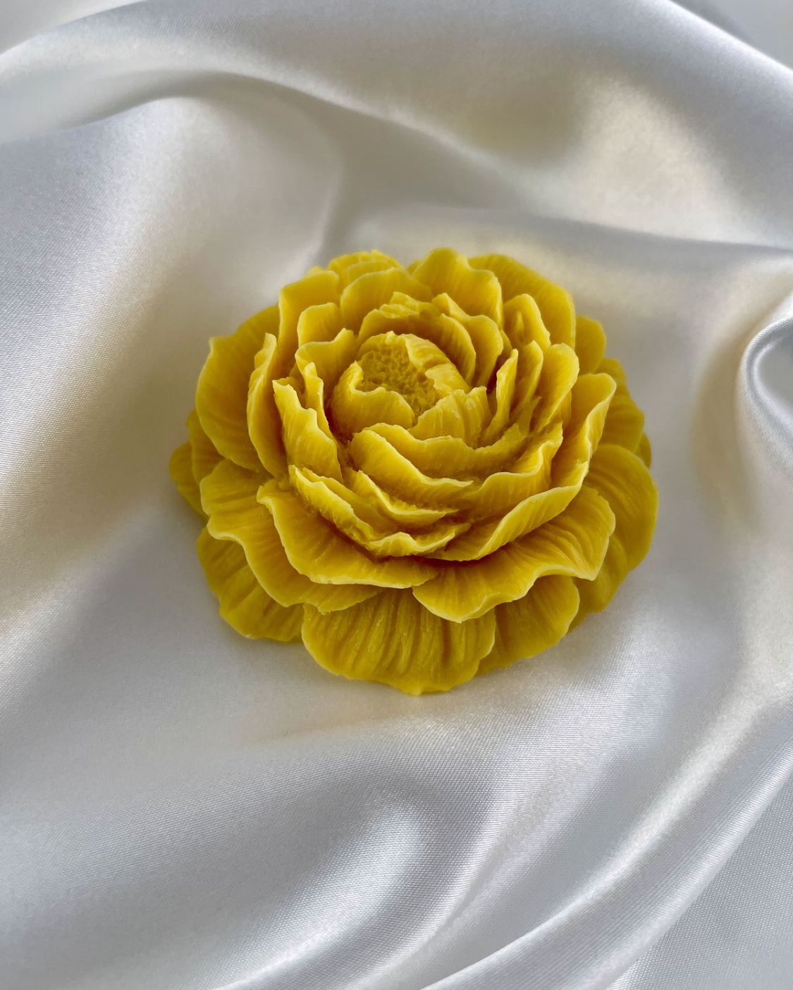 Velvet Rose Glow Candle