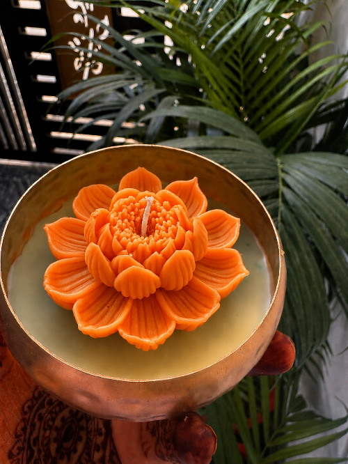 Handcrafted design Urli-inspired with Lotus on top