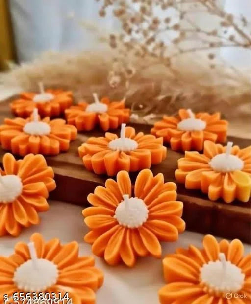Daisy Net-Packed Candle